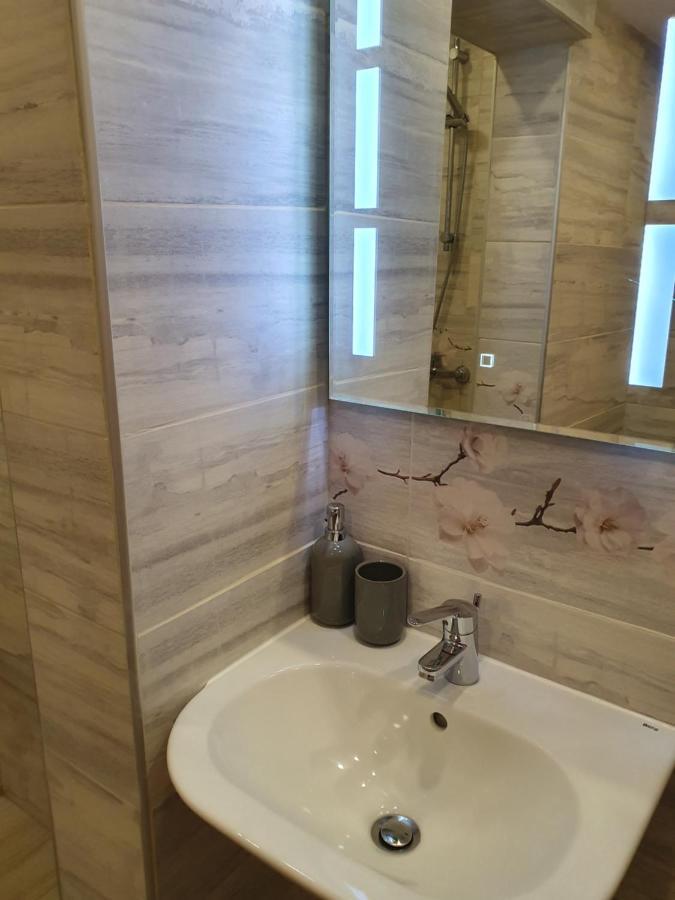 Malavi Top Center Deluxe Studio Ruse! Comfort&Clean! Buitenkant foto